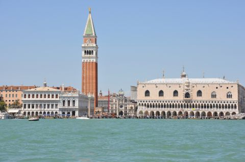 Grand cultural tour of Italy. Milan-Venice-Florence-Pisa